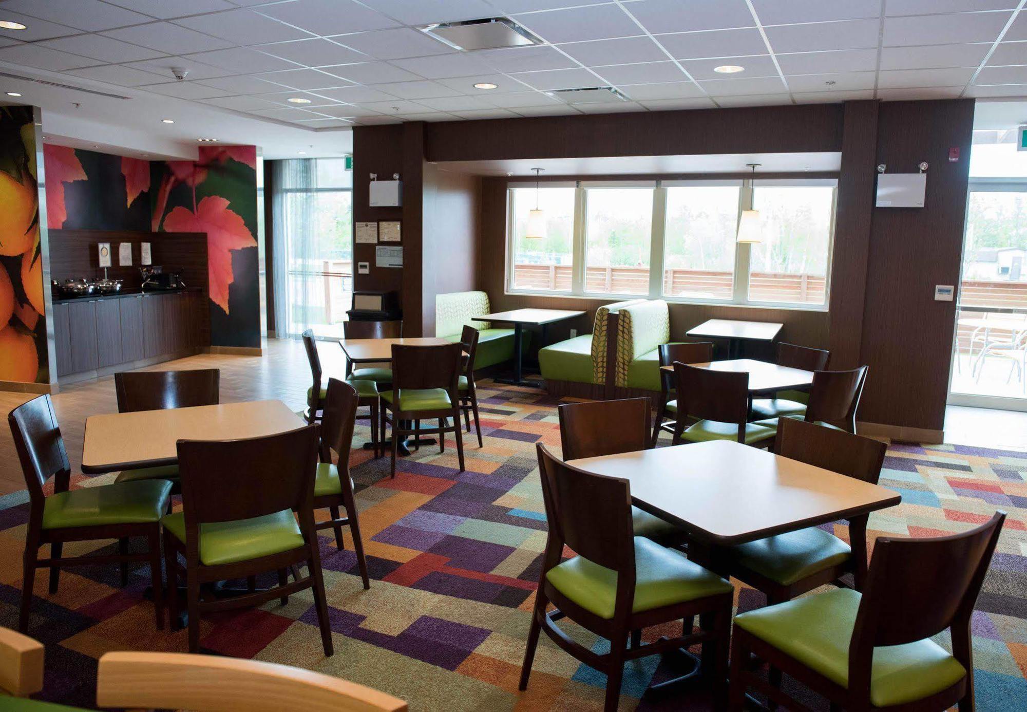 Fairfield Inn & Suites By Marriott Moncton Dış mekan fotoğraf